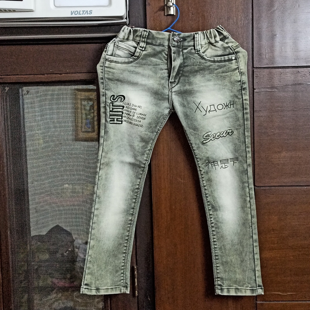 Kids Jeans - Picture 1 of 9